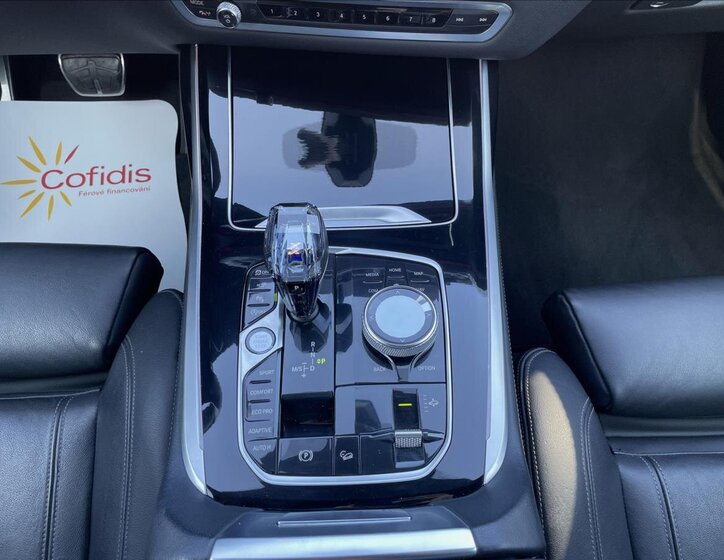 BMW X7 SUV / Terénní 3,0 l 195 kw