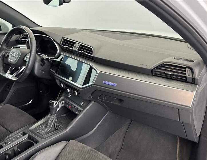 Audi Q3 SUV / Terénní 2,0 l 140 kw