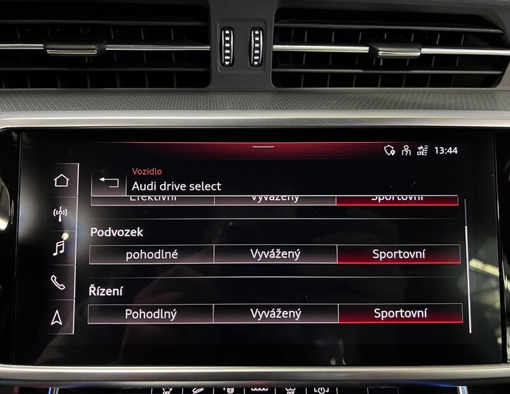 Audi A6 Allroad Kombi 3,0 l 210 kw