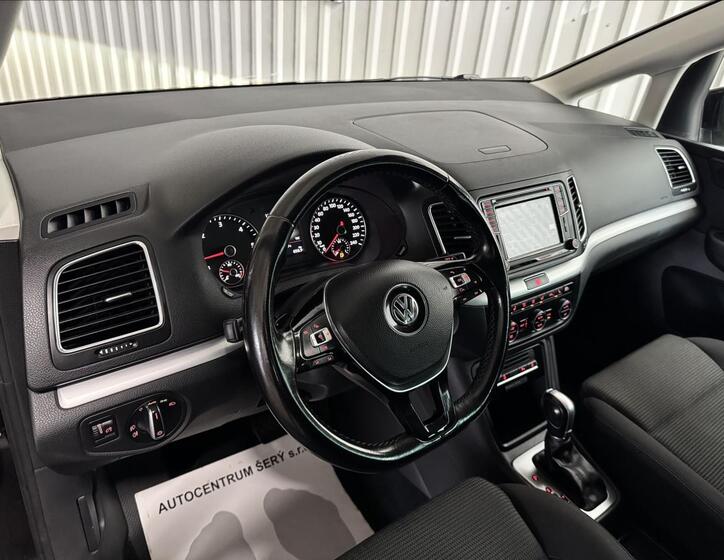 Volkswagen Sharan 16