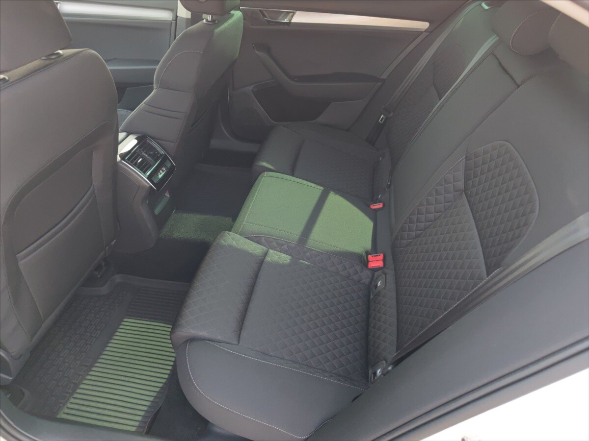 Škoda Superb Liftback 2,0 l 110 kw