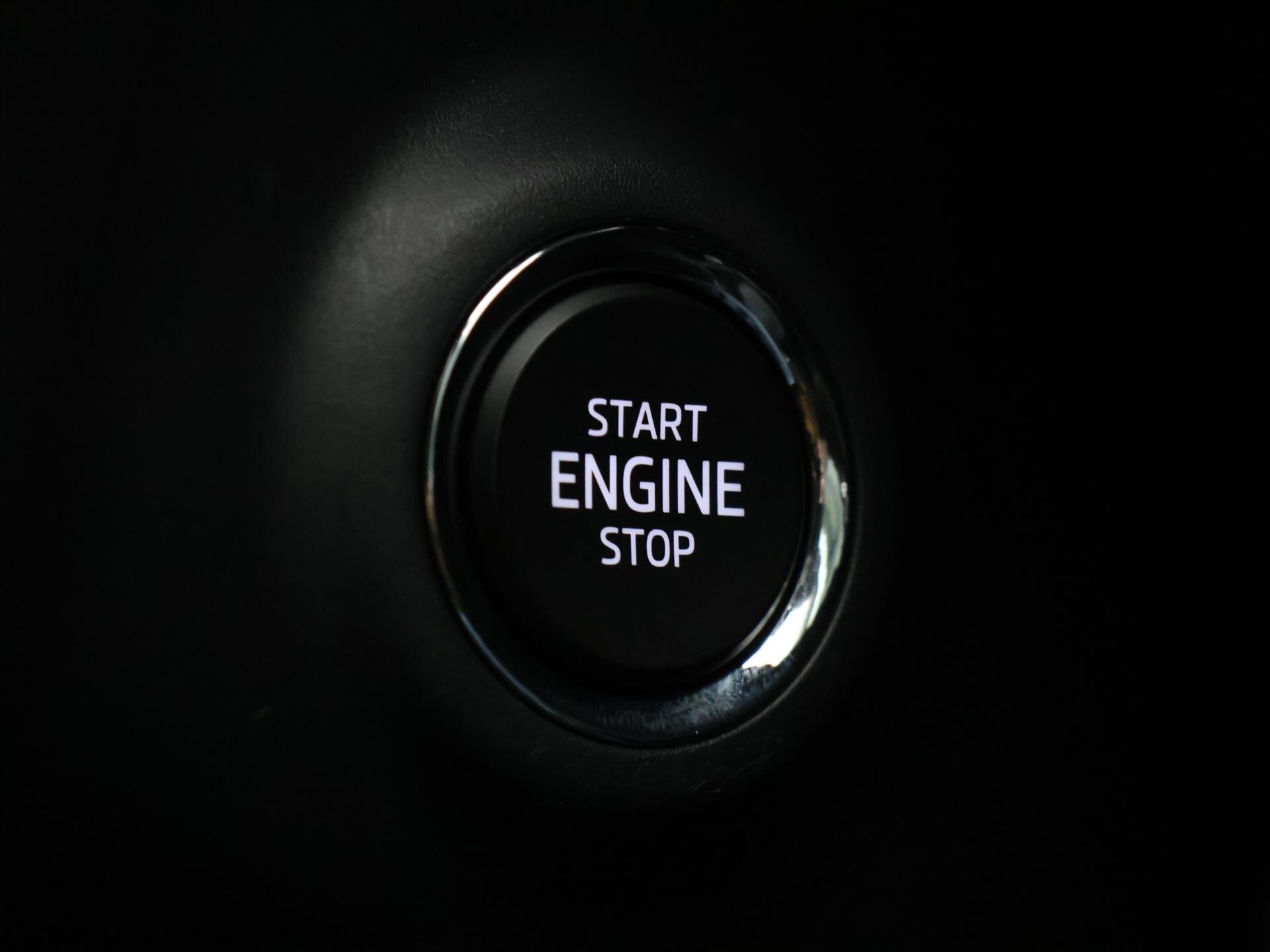 Škoda Karoq SUV 999,0 81 kw