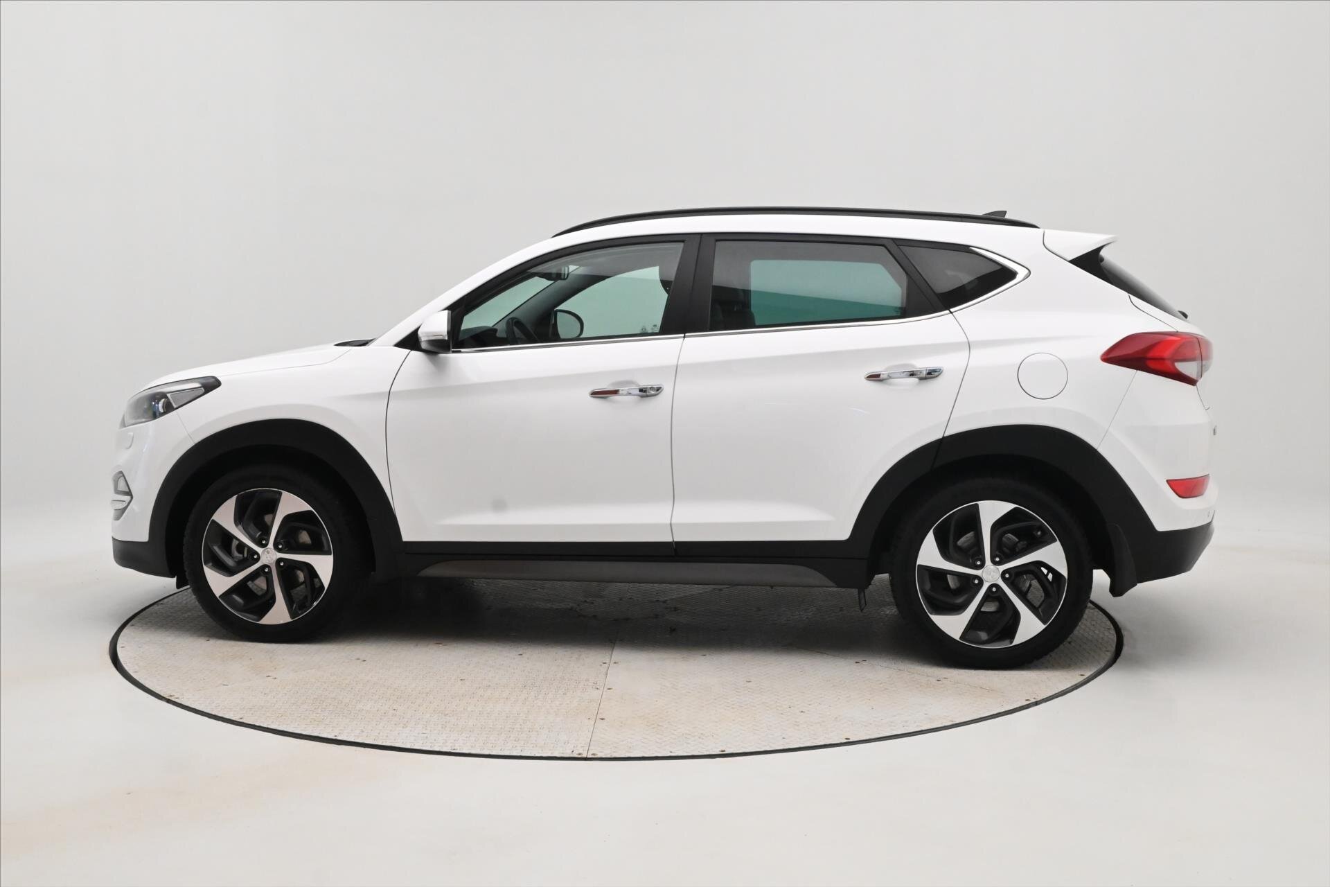 Hyundai Tucson SUV 2,0 l 100 kw