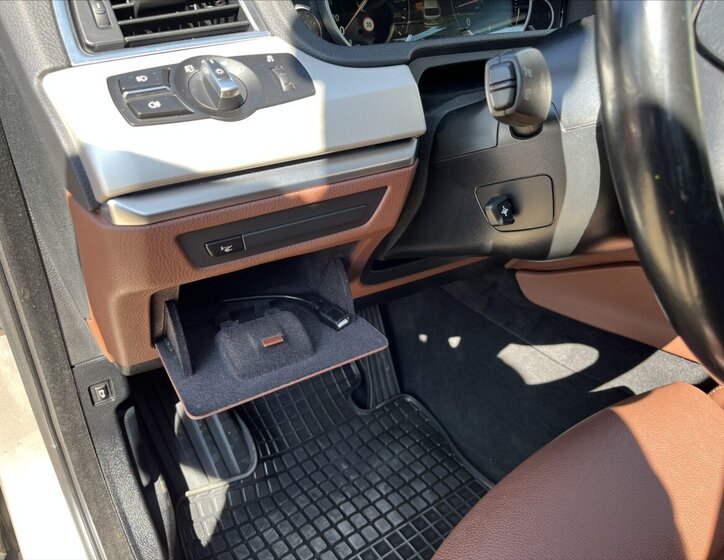 BMW Řada 5 Sedan / Limuzína 3,0 l 190 kw