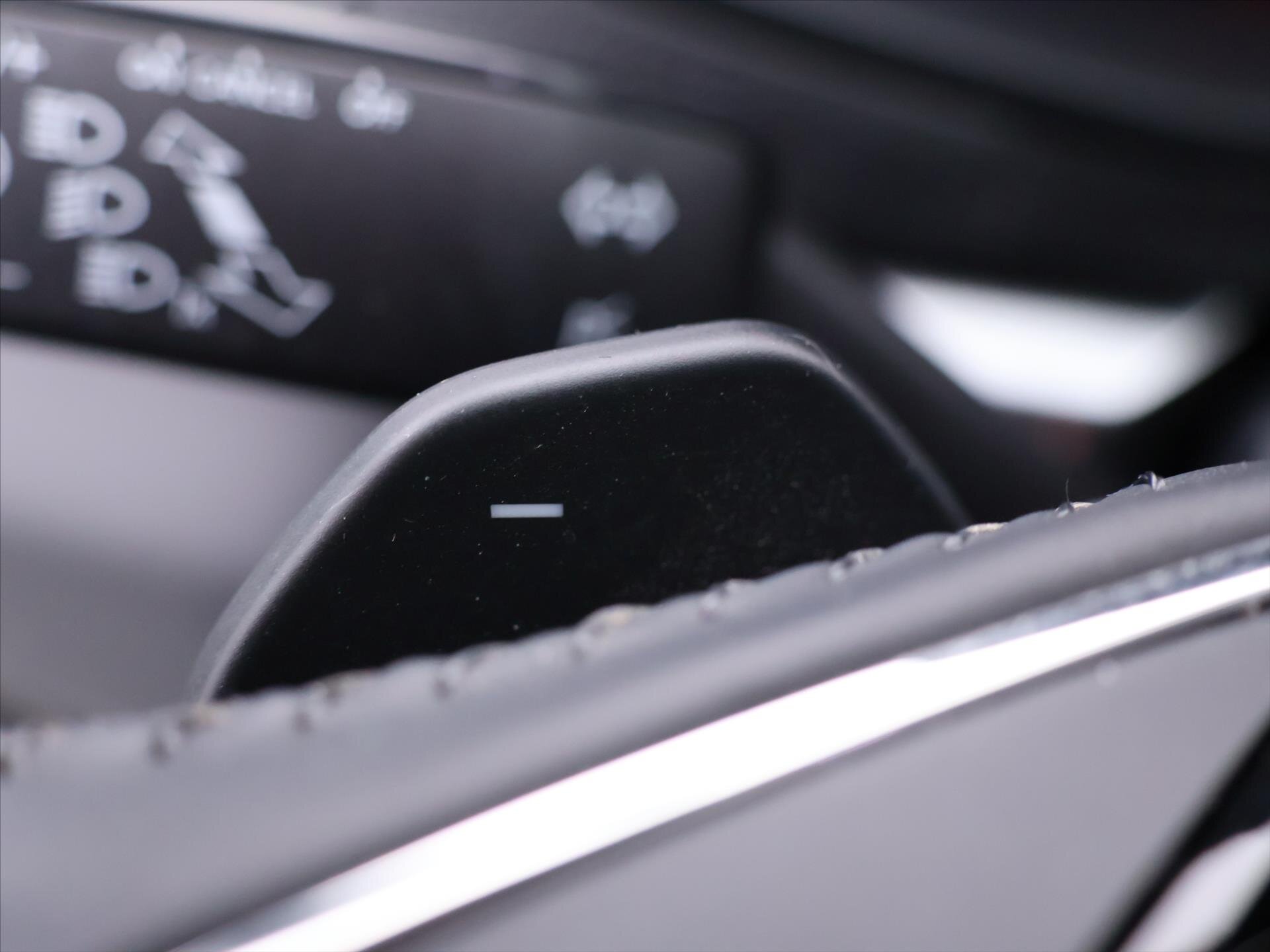 Škoda Karoq SUV / Terénní 2,0 l 110 kw