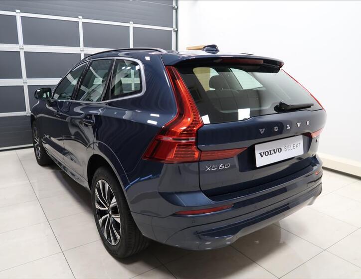 Volvo XC60 4