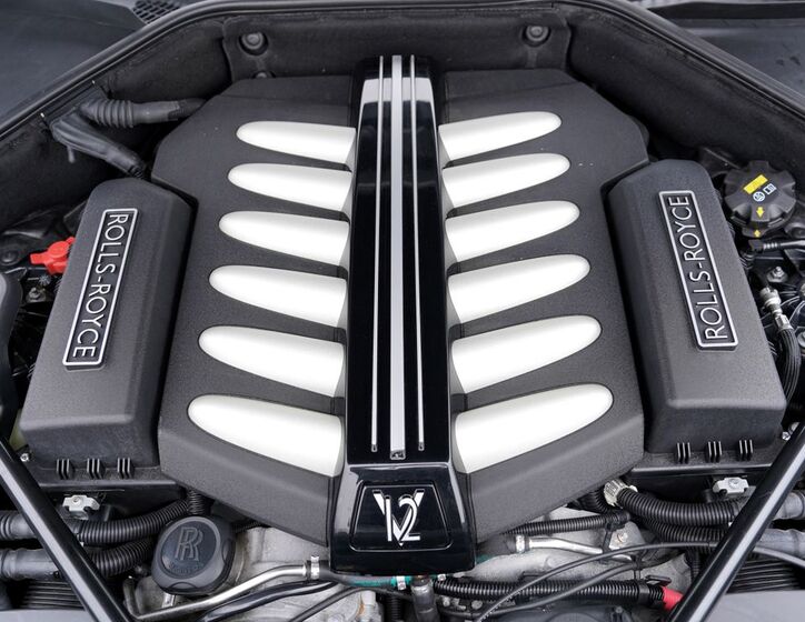 Rolls-Royce Ghost Sedan 6,6 l 420 kw