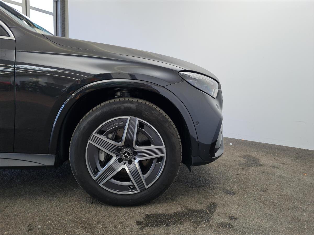 Mercedes-Benz GLC SUV 2,0 l 198 kw