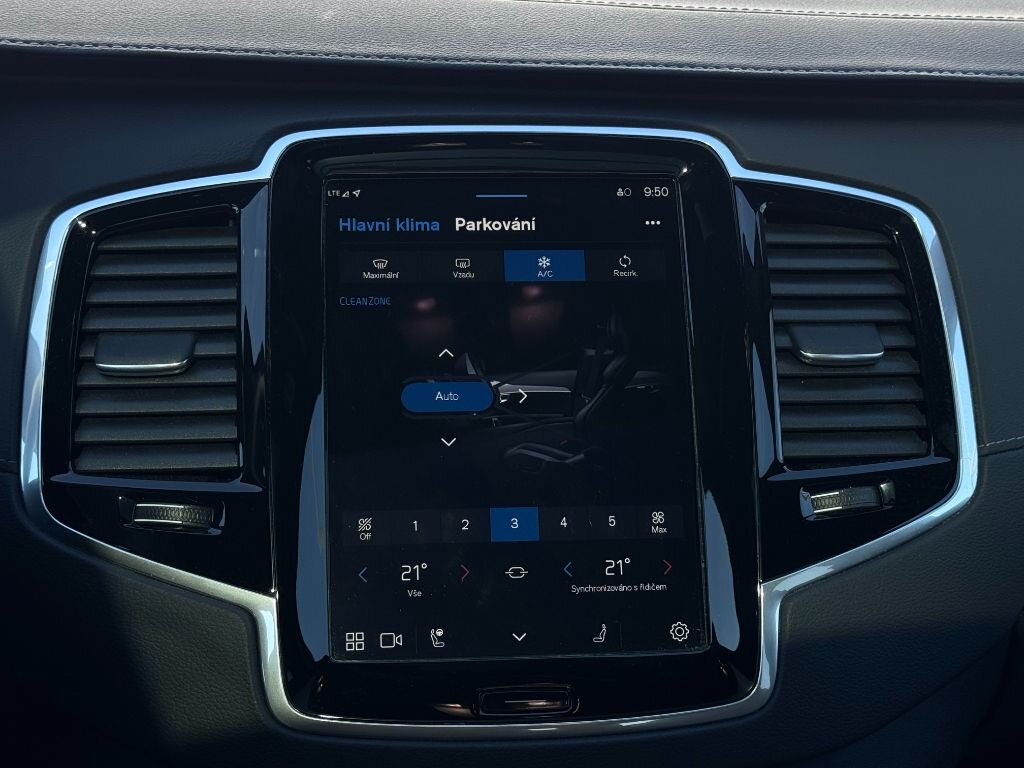 Volvo XC90 SUV 2,0 l 173 kw