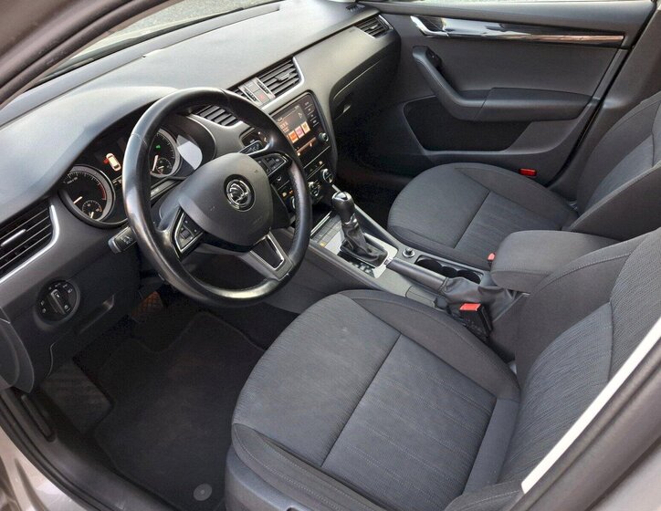 Škoda Octavia Kombi 2,0 l 110 kw