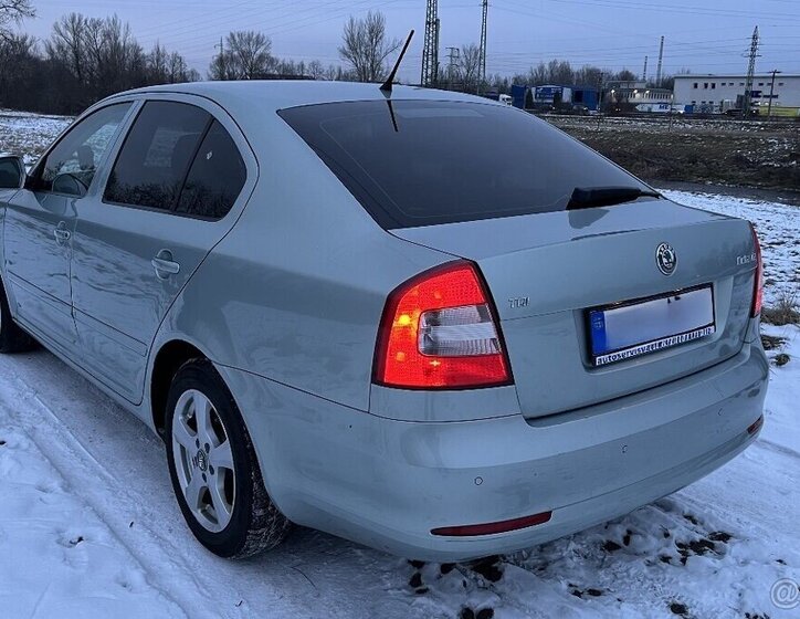 Škoda Octavia Sedan 0,0 77 kw