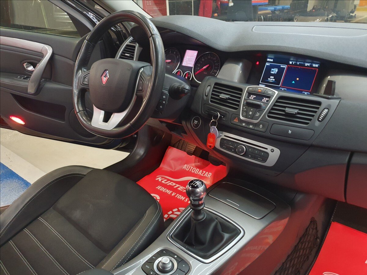 Renault Laguna Kombi 2,0 l 103 kw