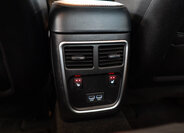 Dodge Charger Sedan / Limuzína 6,4 l 361 kw