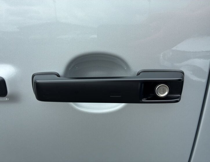 Mercedes-Benz Třídy G SUV / Terénní 0,0 432 kw