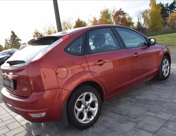 Ford Focus Hatchback 1,6 l 74 kw