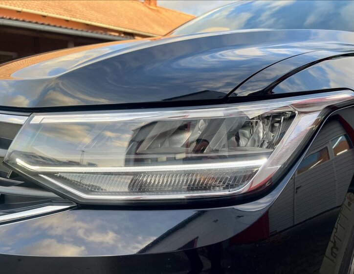 Volkswagen Tiguan SUV 1,5 l 110 kw