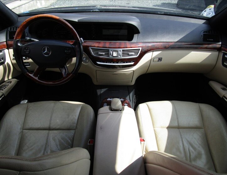 Mercedes-Benz Třídy S Sedan / Limuzína 4,0 l 235 kw
