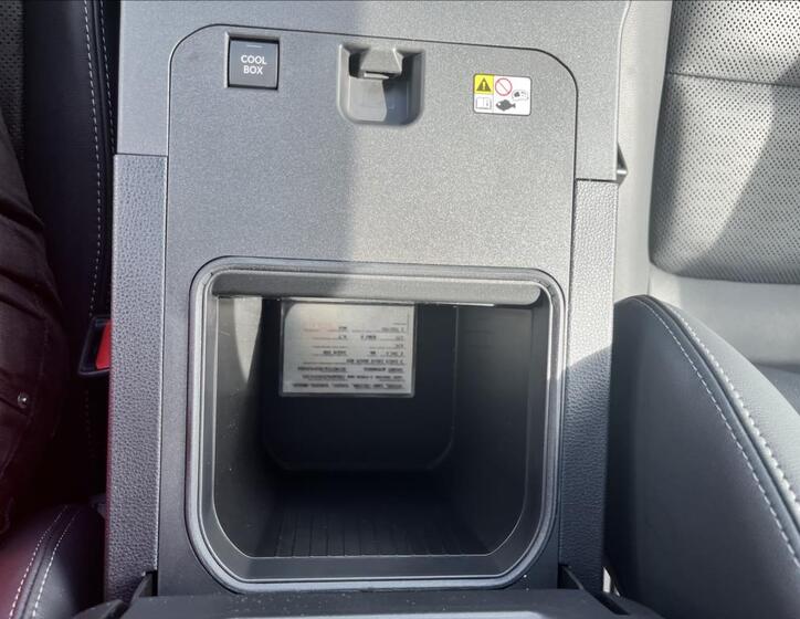 Toyota Land Cruiser 32