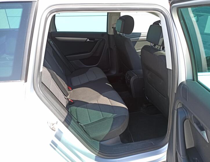 Volkswagen Passat 14
