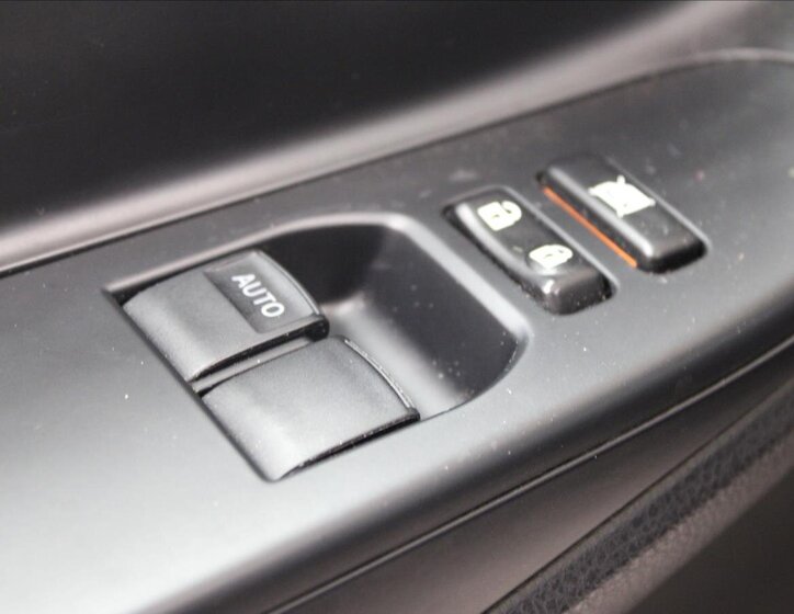 Toyota Yaris Hatchback 1,5 l 74 kw