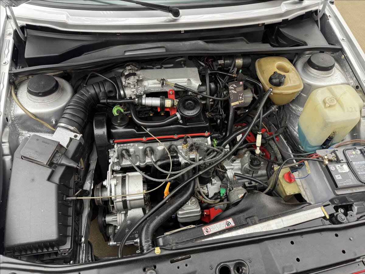 Volkswagen Golf Sedan / Limuzína 1,8 l 79 kw