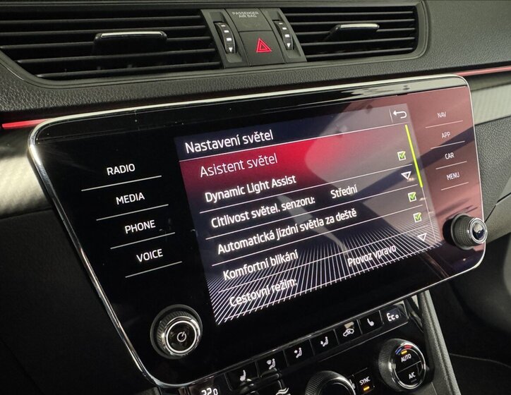 Škoda Superb Kombi 1,4 l 160 kw