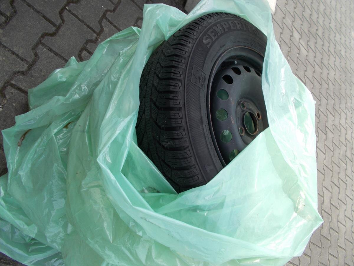 Volkswagen up! Hatchback 999,0 55 kw