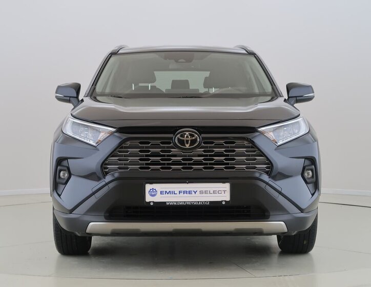 Toyota RAV4 SUV 2,0 l 129 kw