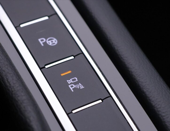 Volkswagen Arteon Kombi 2,0 l 206 kw