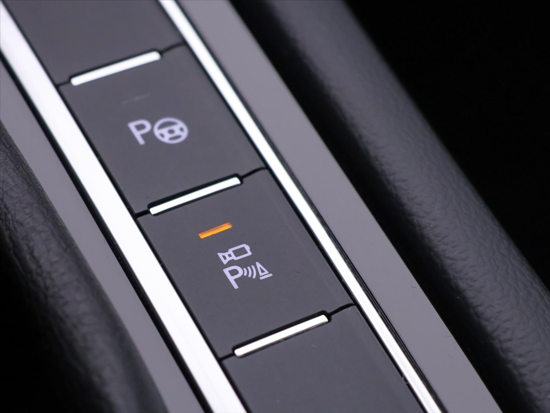 Volkswagen Arteon Kombi 2,0 l 206 kw