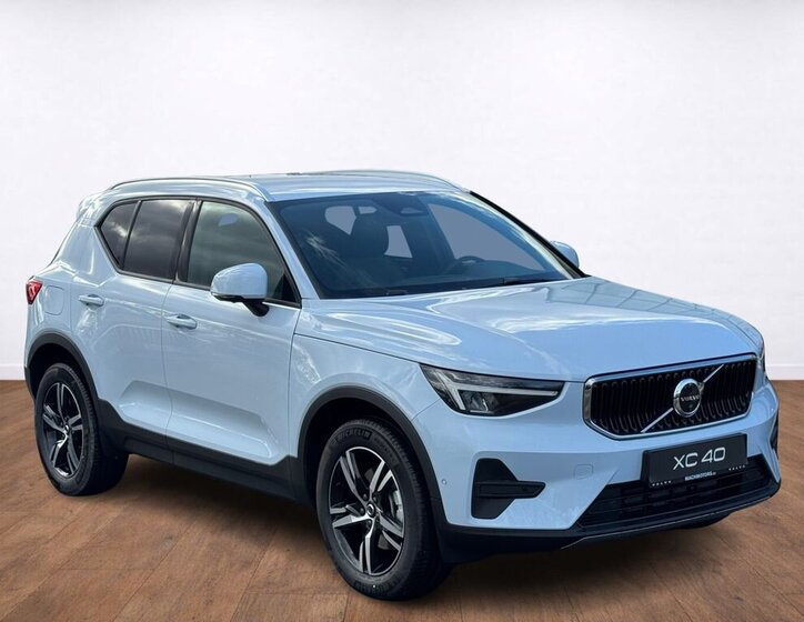 Volvo XC40 SUV / Terénní 2,0 l 120 kw