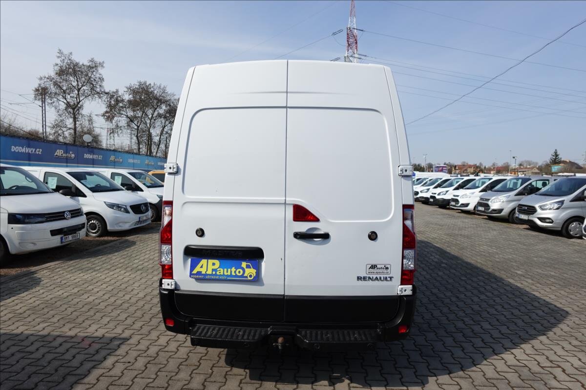 Renault Master Ostatní 2,3 l 107 kw
