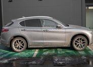 Alfa Romeo Stelvio SUV 2,0 l 206 kw