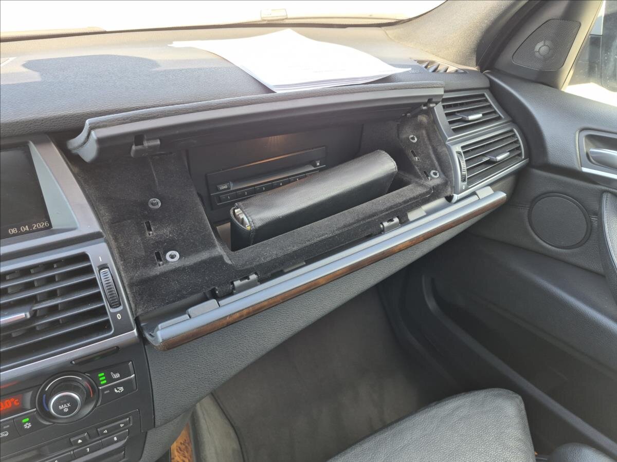 BMW X5 SUV / Terénní 3,0 l 173 kw