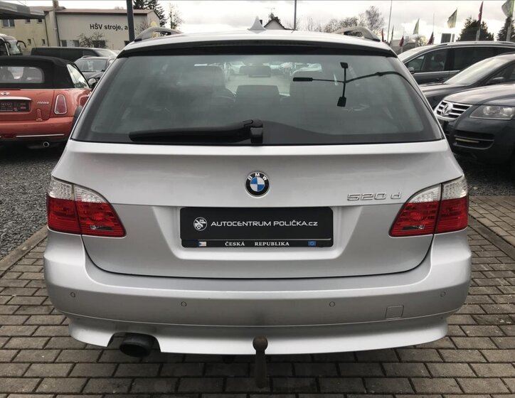 BMW Řada 5 Kombi 2,0 l 120 kw
