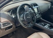 Jaguar F-Pace Kombi 2,0 l 132 kw