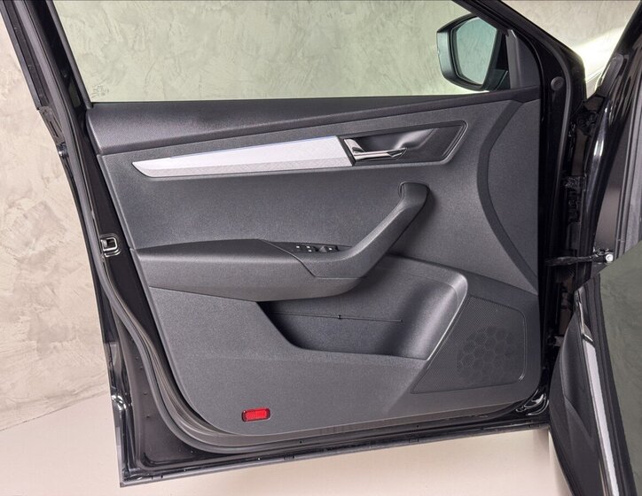 Škoda Karoq SUV / Terénní 2,0 l 85 kw