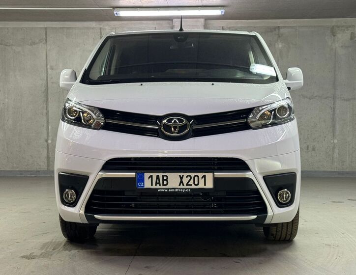 Toyota ProAce Verso 2