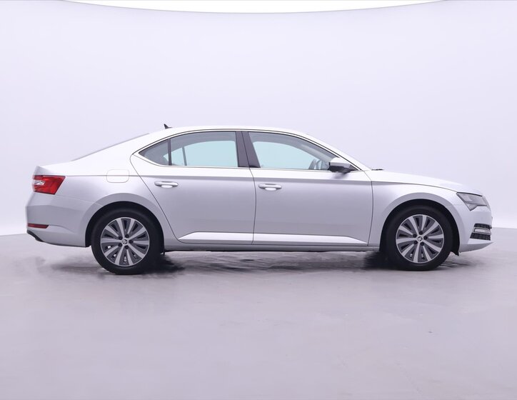 Škoda Superb Liftback 2,0 l 110 kw