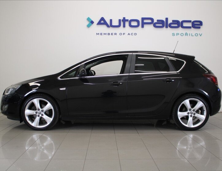 Opel Astra Kombi 2,0 l 118 kw