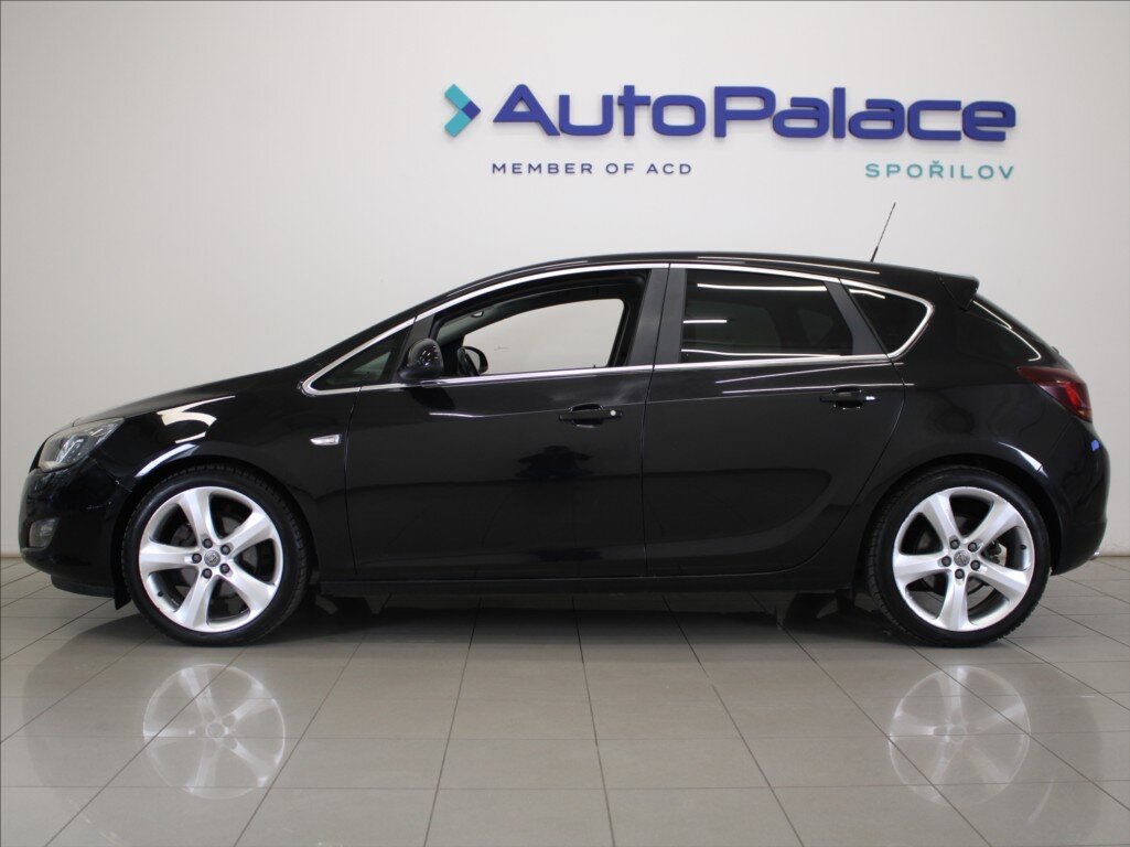 Opel Astra Kombi 2,0 l 118 kw