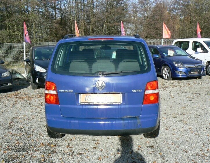 Volkswagen Touran 6