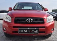 Toyota RAV4 SUV / Terénní 2,2 l 100 kw
