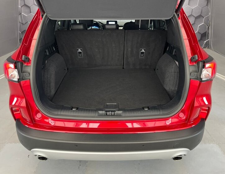 Ford Kuga SUV 2,5 l 140 kw