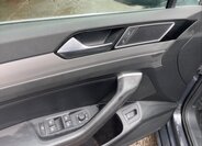 Volkswagen Passat Sedan / Limuzína 2,0 l 110 kw