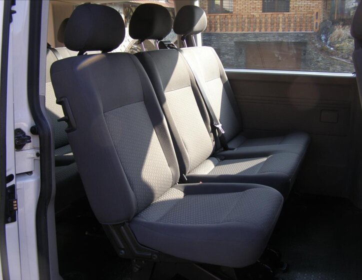 Volkswagen Caravelle 18