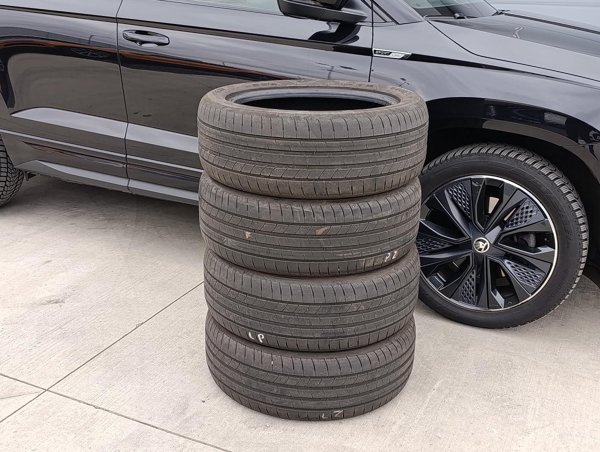 Škoda Karoq SUV / Terénní 1,5 l 110 kw