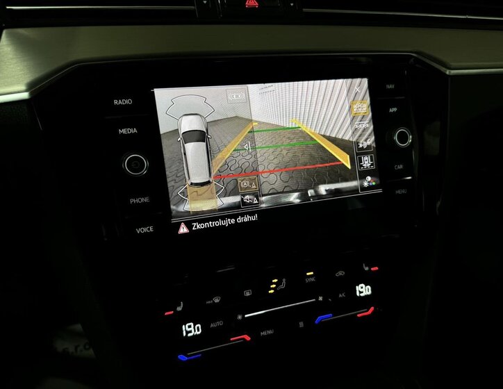 Volkswagen Passat Kombi 2,0 l 147 kw