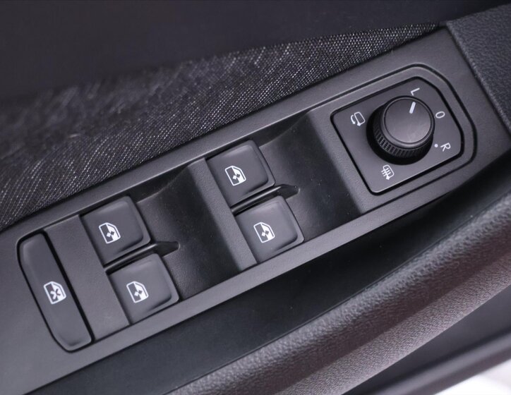 Škoda Kamiq SUV / Terénní 1,5 l 110 kw