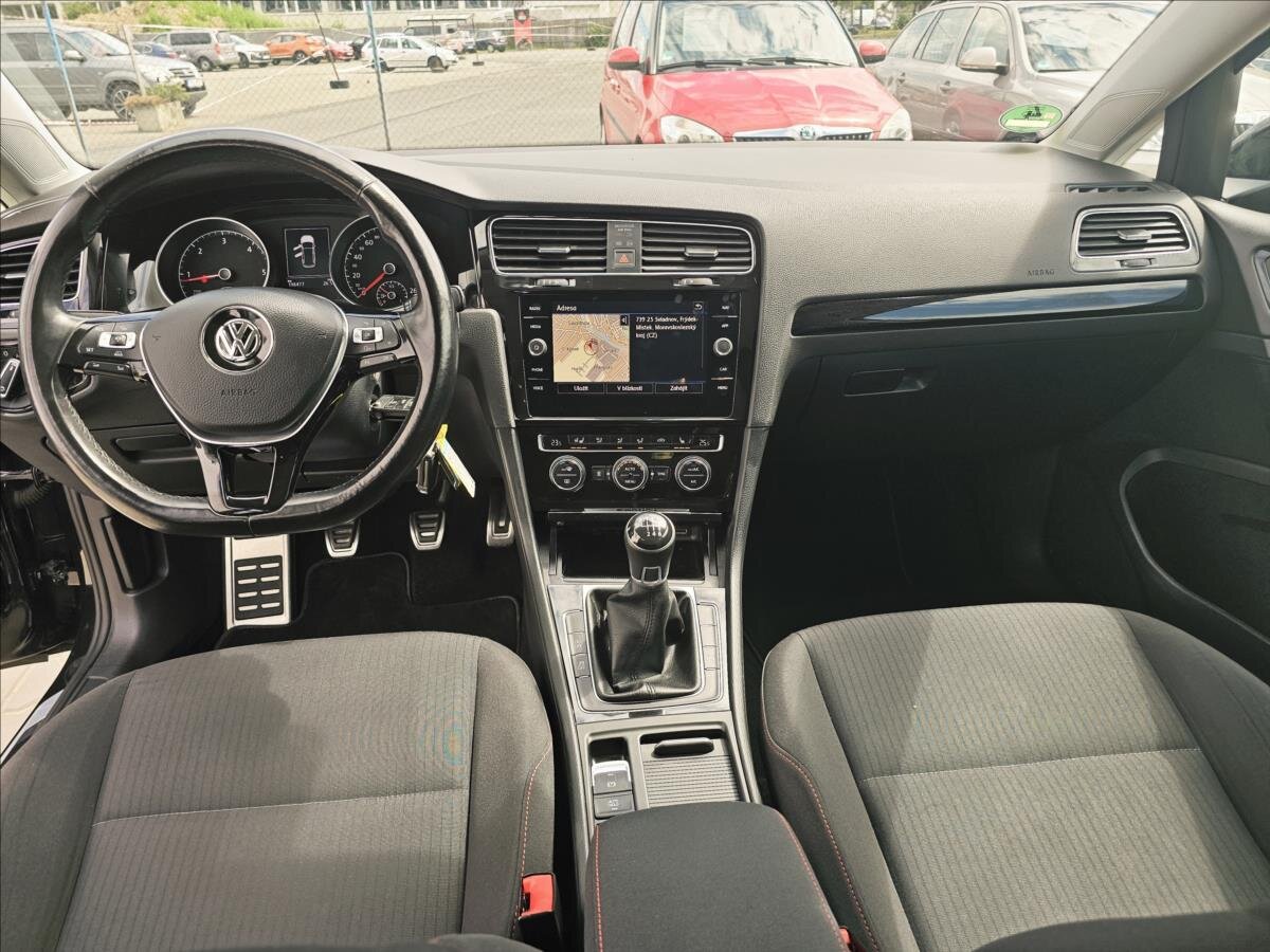 Volkswagen Golf Kombi 2,0 l 110 kw